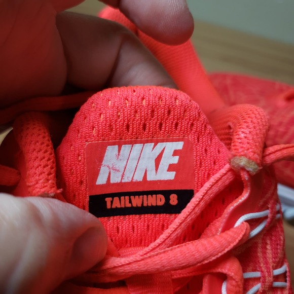 Nike Women's Size 7.5 Air Max Tailwind Running Shoe Crimson Hyper Orange Sneaker - Picture 7 of 9